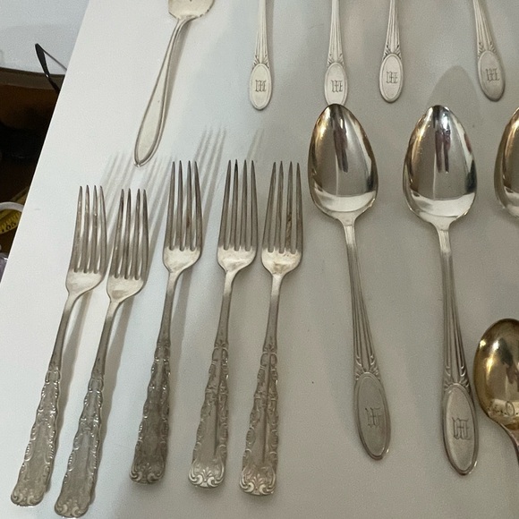 Flatware Pieces - Picture 5 of 12